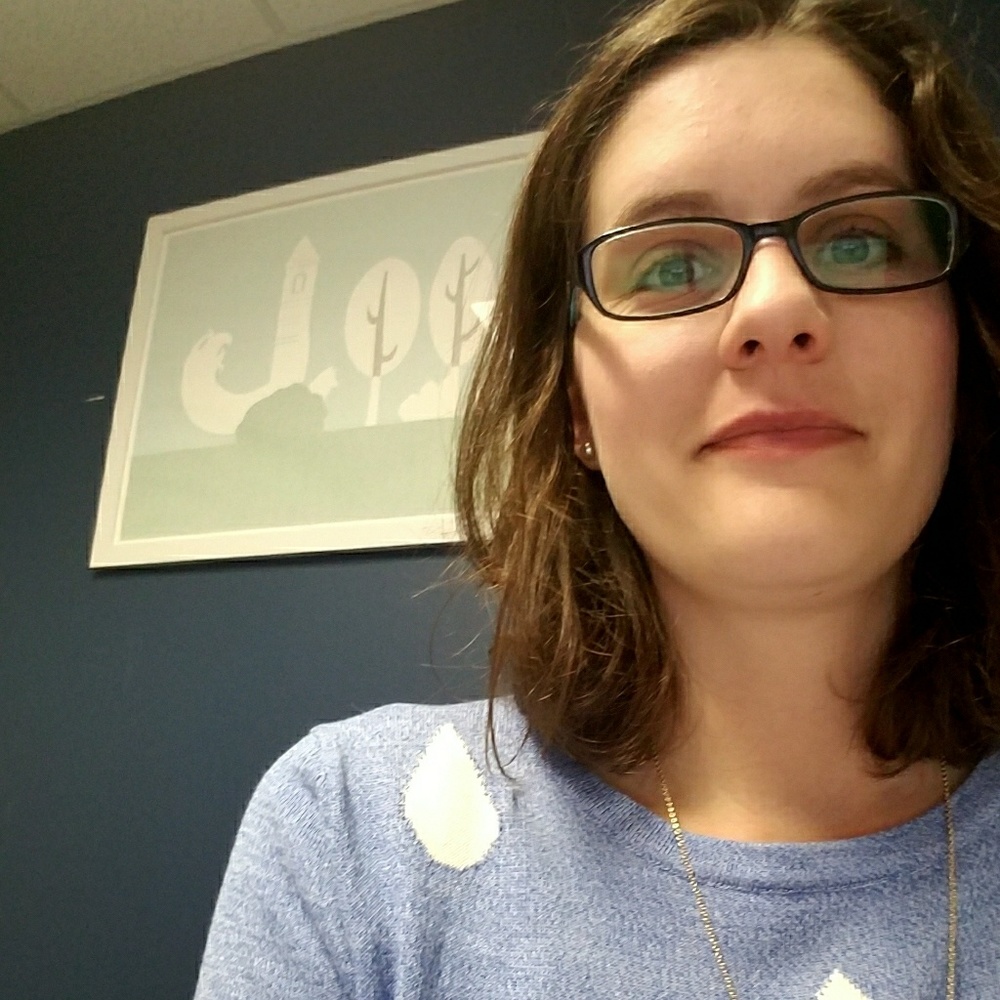 Meet your Posher, Elaine